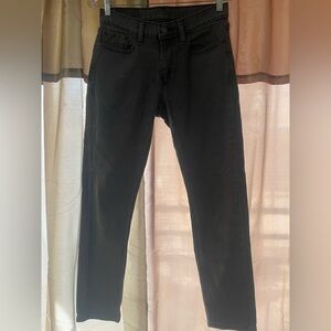 Levi's Men's Dark Gray Straight Jeans